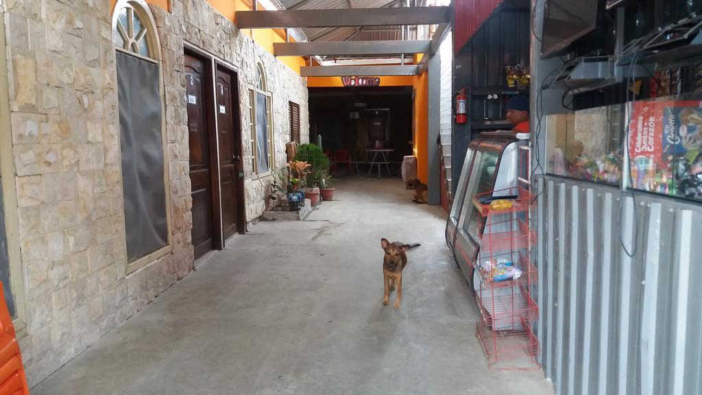 Hospedaje Dannita B&B Jipijapa Esterno foto